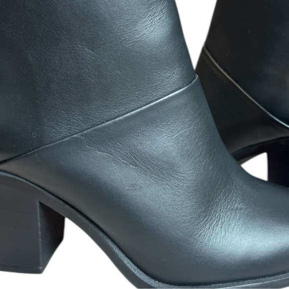 Nisolo Dari Black Leather Commuter Ankle Boots With Back Gold Zipper Size 6.5 - Picture 11 of 11